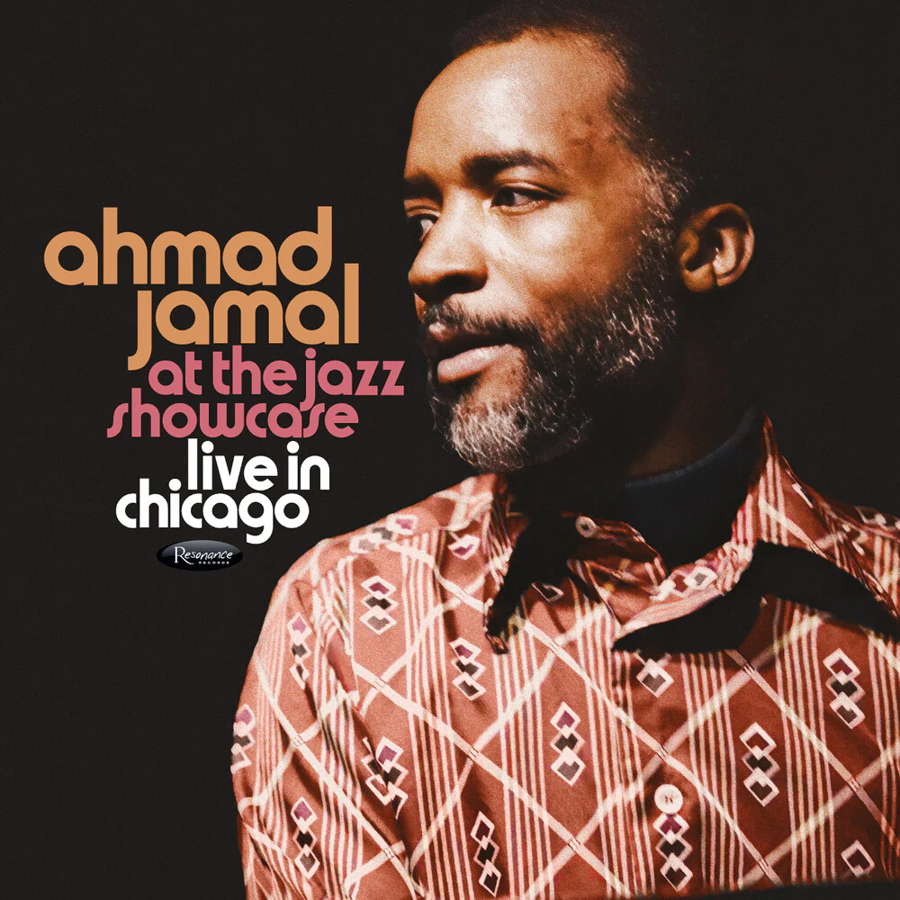 Ahmad Jamal - At The Jazz Showcase: Live In Chicago [Digipak]